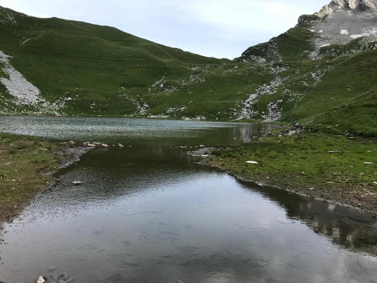Vila Le Blanc Nordique Le Bouchet-Mont Charvin Exteriér fotografie